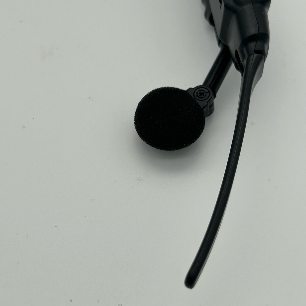 Bluetooth Sunglasses with Earbuds - Picture 6 of 8